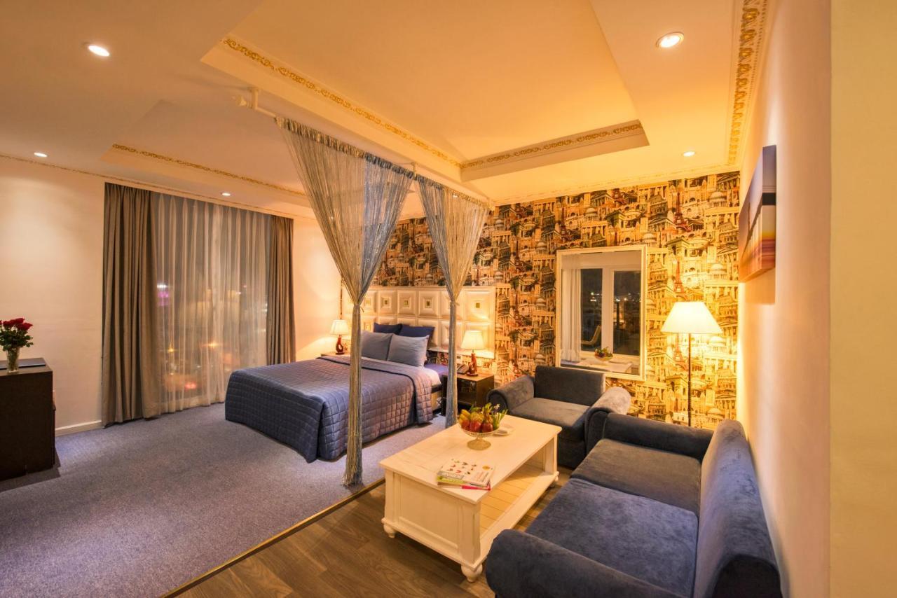Golden Crown Hotel Ho Chi Minh City Exterior photo