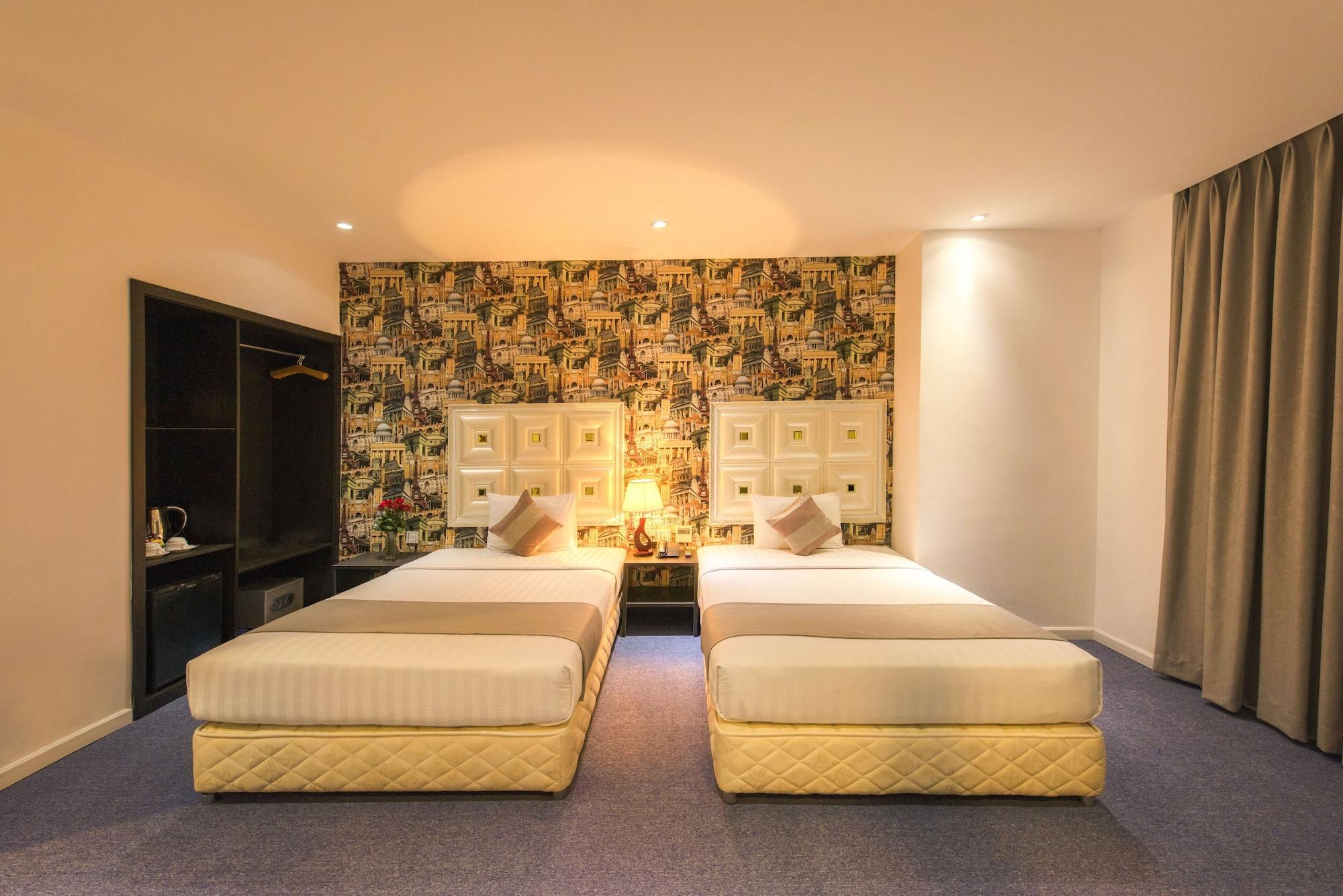Golden Crown Hotel Ho Chi Minh City Exterior photo