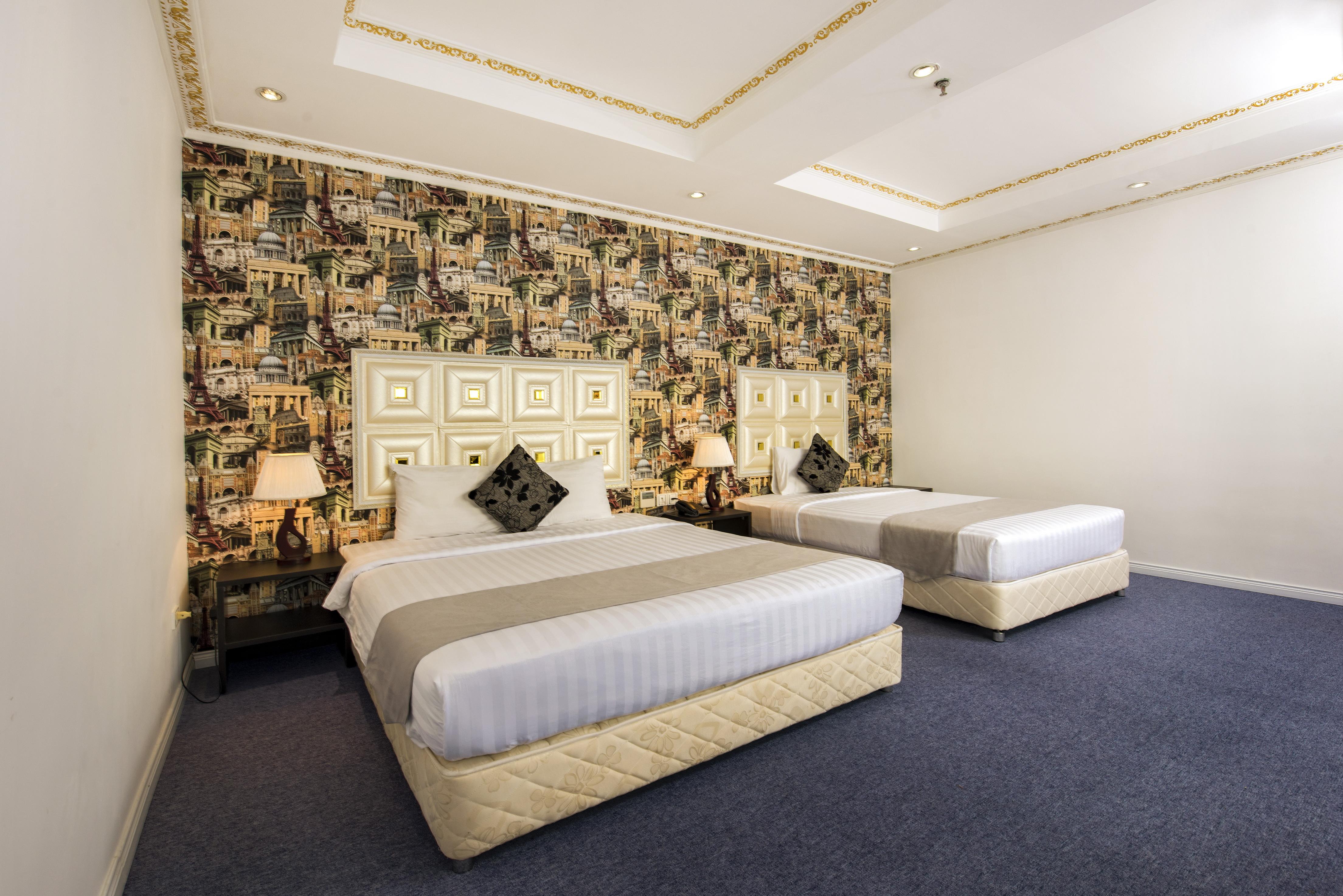 Golden Crown Hotel Ho Chi Minh City Exterior photo