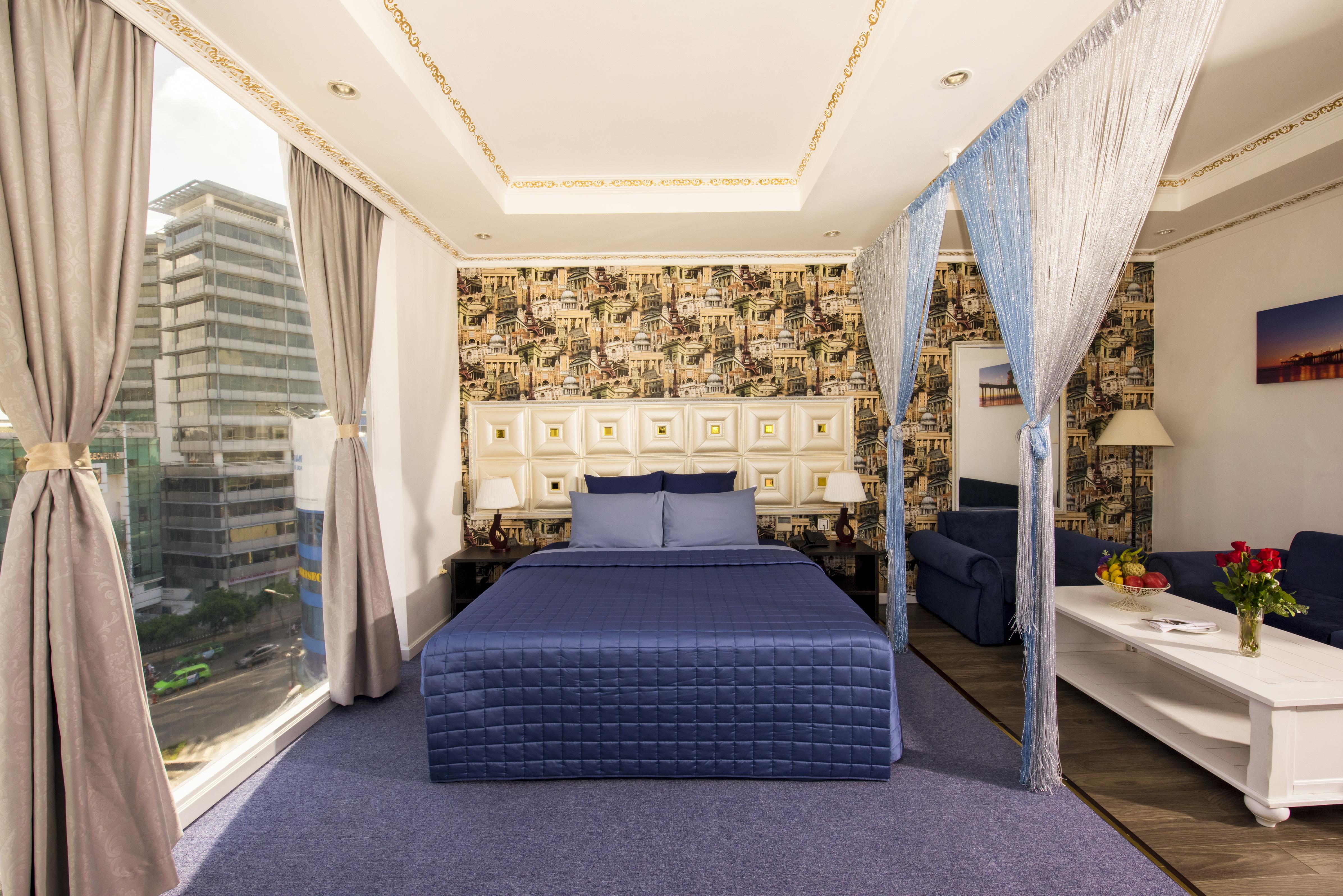 Golden Crown Hotel Ho Chi Minh City Exterior photo