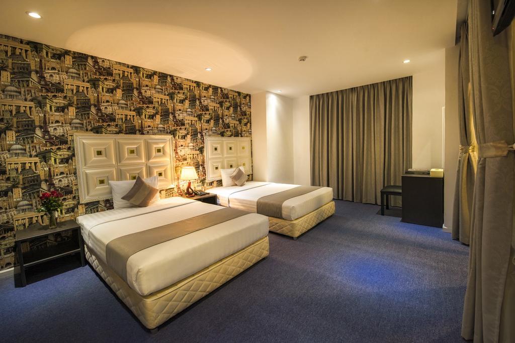 Golden Crown Hotel Ho Chi Minh City Exterior photo